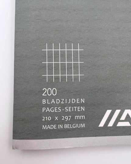 Bloc-notes A4 - quadrillé 4 x 8 mm