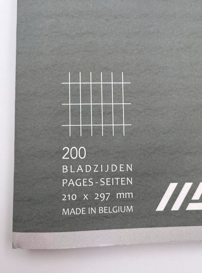Bloc-notes A4 - quadrillé 4 x 8 mm