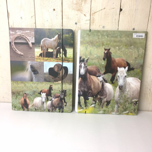 Carte A4 « collage de chevaux »