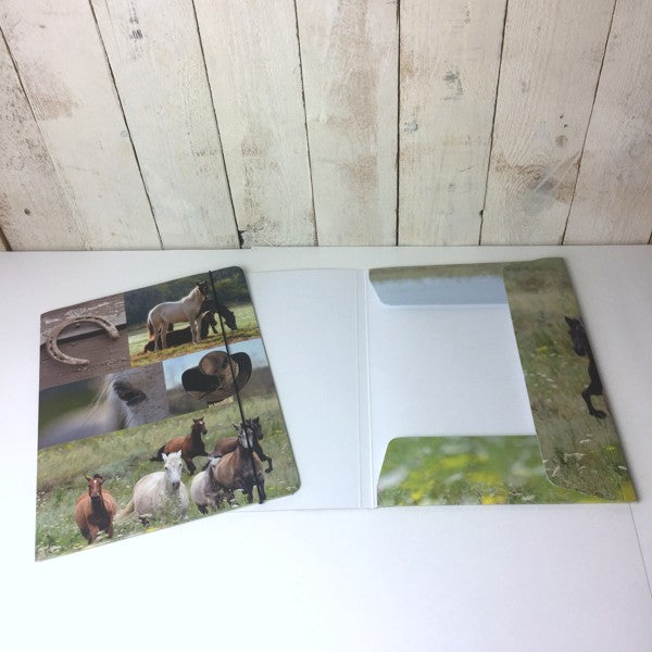 Carte A4 « collage de chevaux »