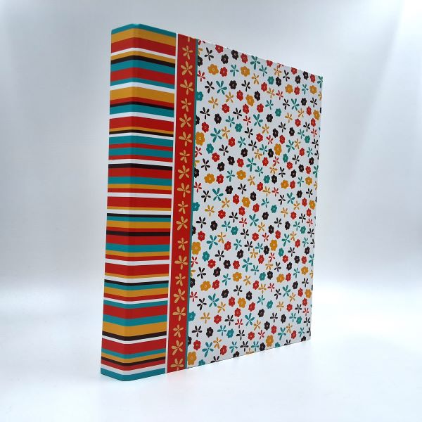 Classeur à anneaux en carton recyclé - petites fleurs