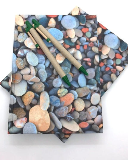 Livre A5 à couverture rigide - cailloux