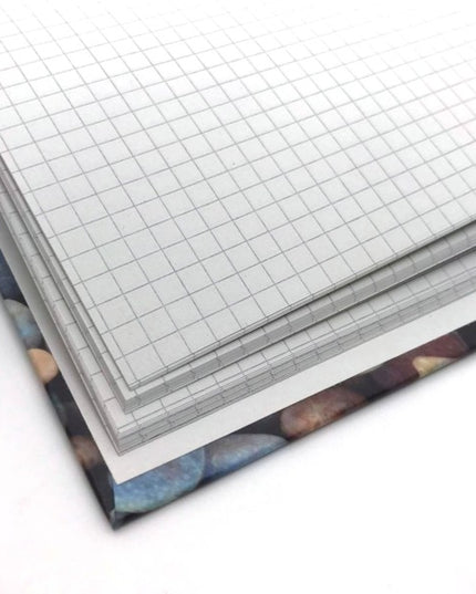 Livre A5 à couverture rigide - cailloux