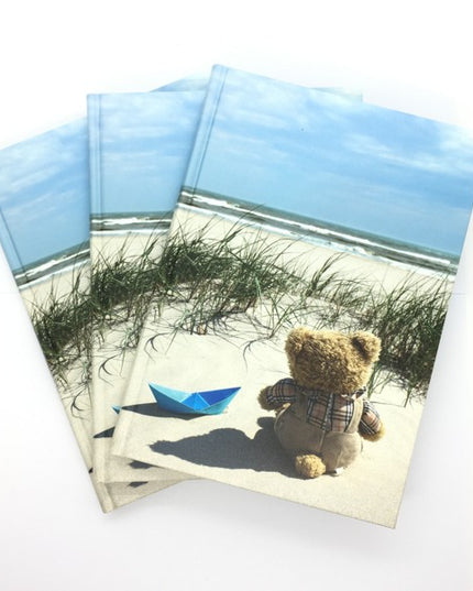 Livre relié A5 - Ours en peluche au bord de la mer