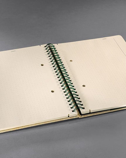 Boek met bamboe kaft, spiraalbinding