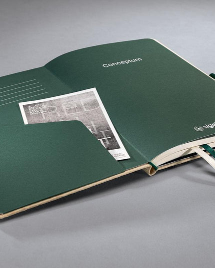 Boek met bamboe kaft, gelijnd