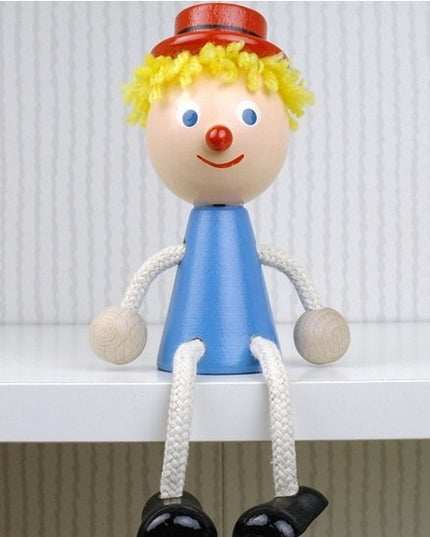 zitfiguur jongen, gekleurd