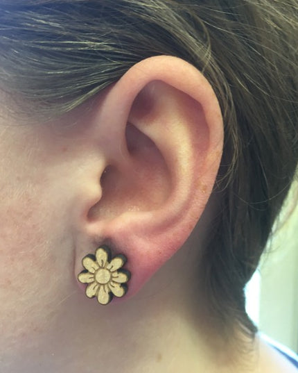 Houten oorbellen - Bloem