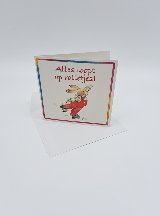 Vierkante wenskaart konijn, "Alles loopt op rolletjes"