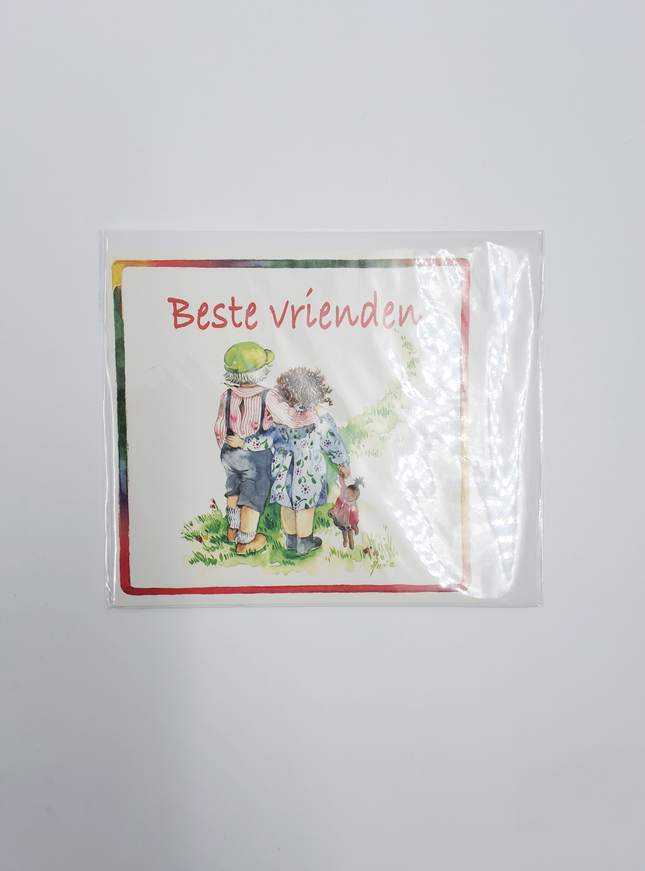 Vierkante wenskaart jongen en meisje, "Beste vrienden"