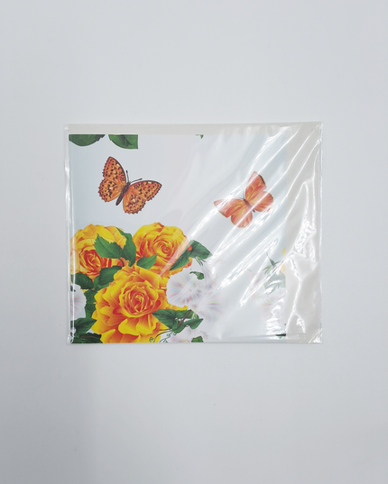 Vierkante wenskaart vlinder met rozen