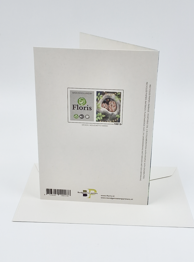 Wenskaart uil in boom