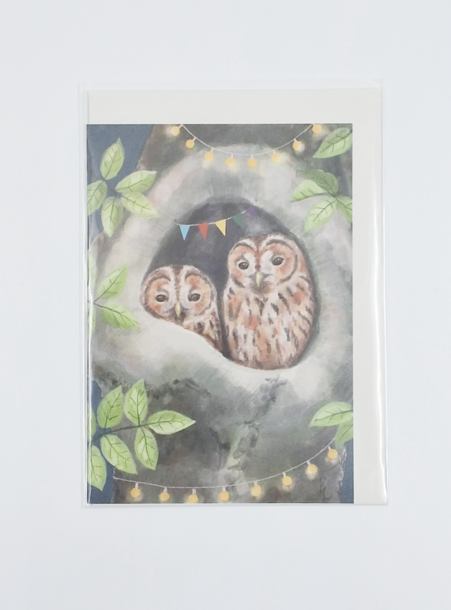 Wenskaart uil in boom