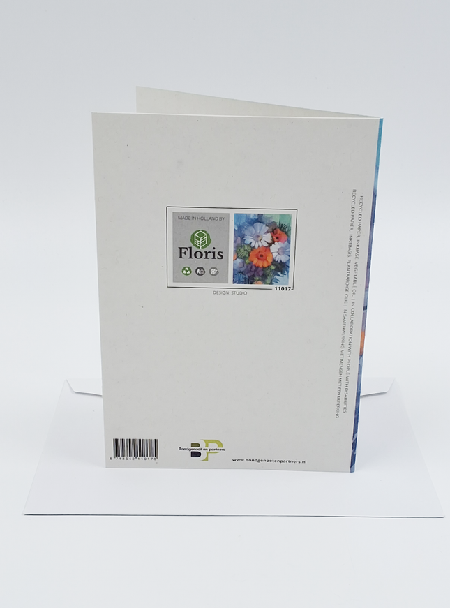 Wenskaart boeket met paarse bloemen