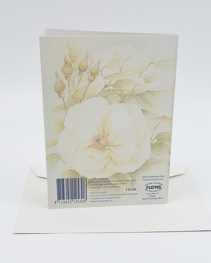 Wenskaart witte roos met knoppen