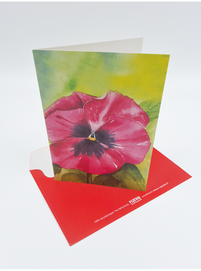 Red violin greeting card