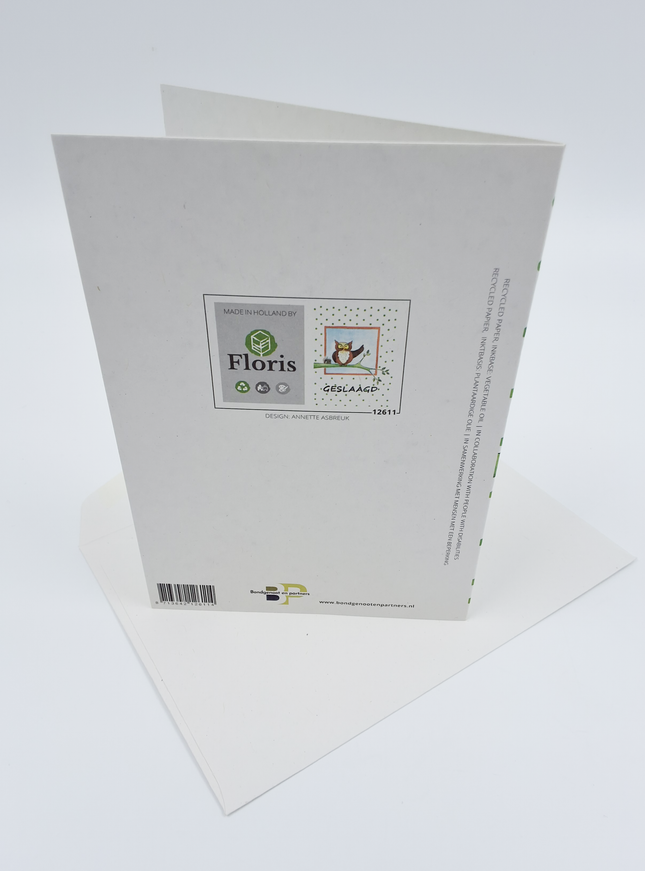 Wenskaart uil tak, geslaagd