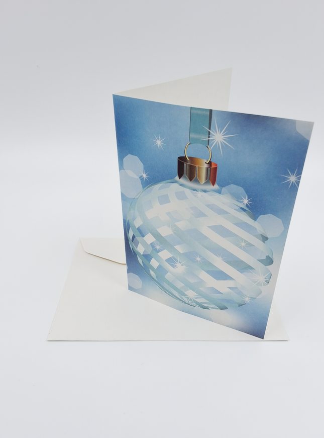 Wenskaart blauwe kerstbal