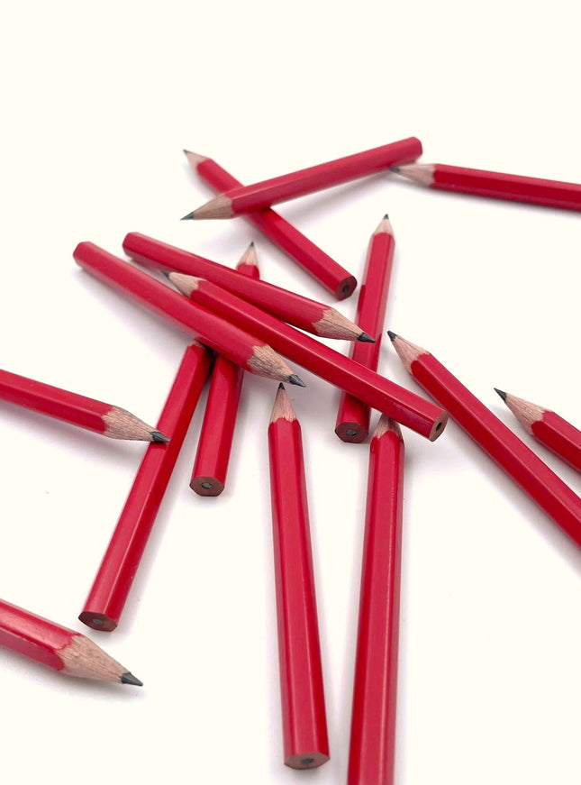 Red mini pencil (approx. 9 cm)